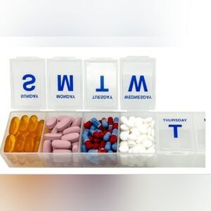 🔹️Clear Jumbo Sized 7-Day Pill Case Organizer